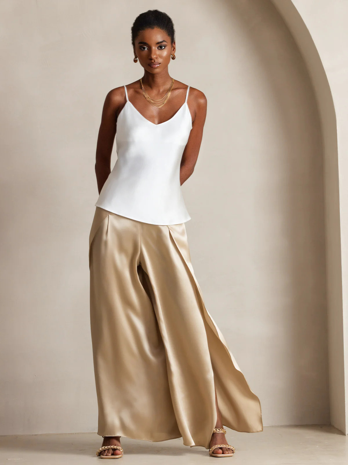 V-neck Pure Silk Spaghetti Straps Camisole Top | SilkSilky