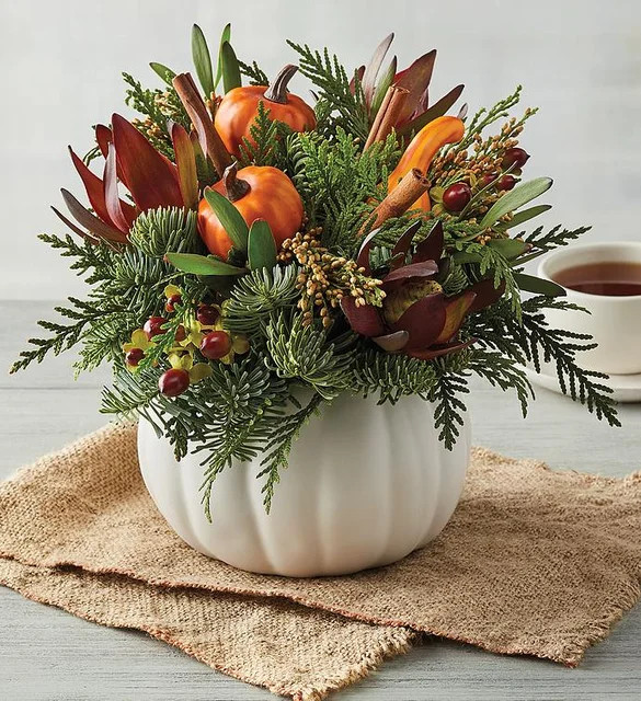Harvest Pumpkin Centerpiece | Harry & David