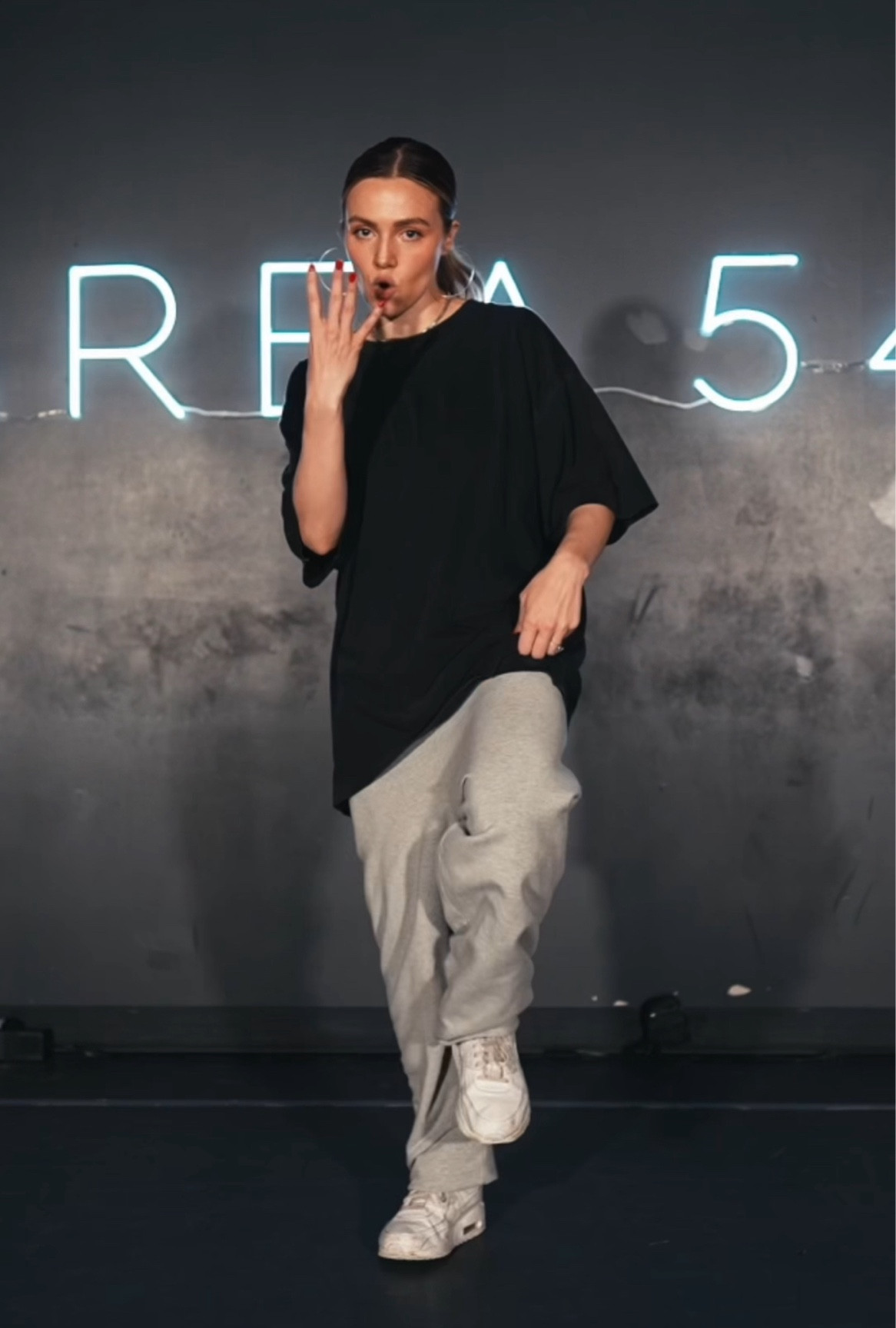 fav shirt to move in - lightweight but flows perfectly #dance #fits