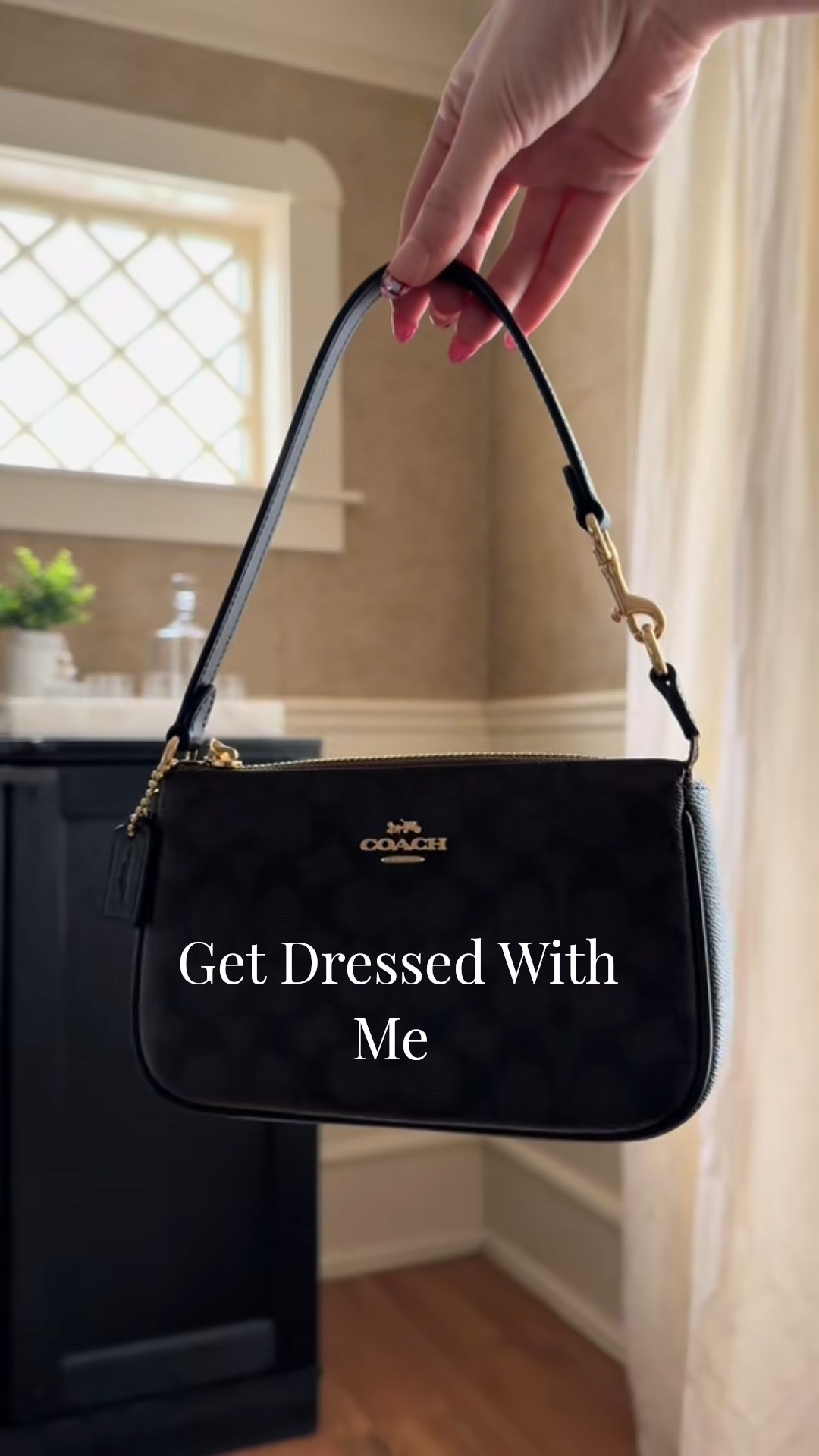 Get dressed with me ✨

#LTKShoeCrush #LTKStyleTip #LTKItBag