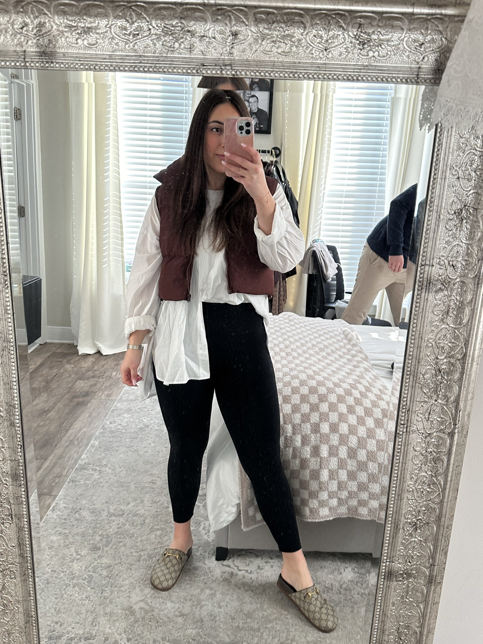 Today was a moving day at work so had to be semi comfy! & then was able to keep the leggings on and be half dressed for barre class this evening!! 

Vest - size M - https://amzn.to/3OyEMZi
White top - size L - linked below!!
Leggings - size L -  https://amzn.to/3SnbMEI
Shoes - size 9 - linked below! 
 
I linked some alternatives below! 

#LTKSpringSale #LTKmidsize #LTKMostLoved