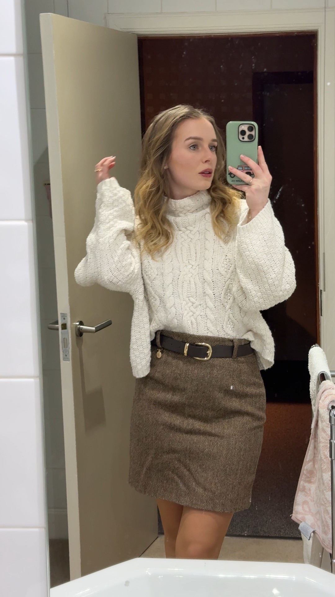 Tweed and cable knit 🧶

Holland cooper ASOS country clothing 

#LTKuk #LTKluxury #LTKeurope
