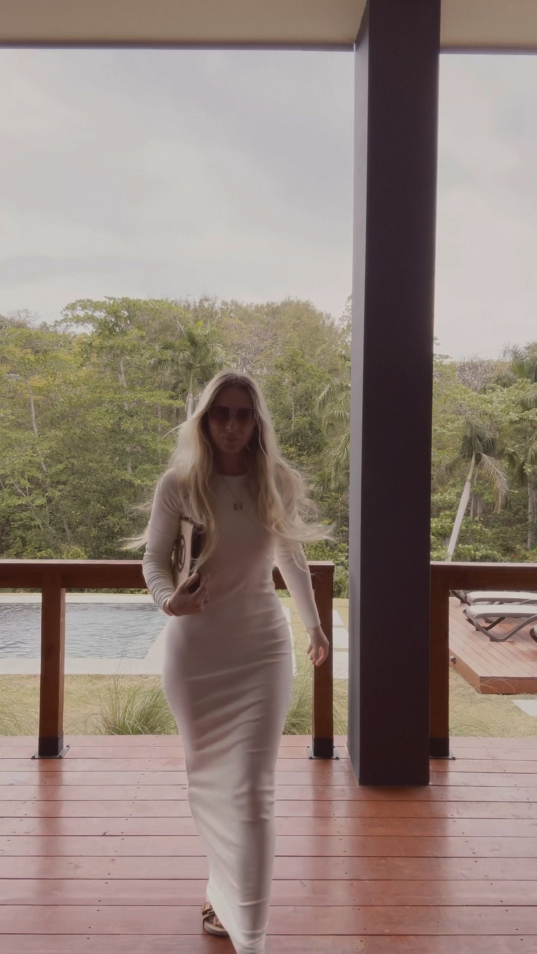 #ootn in my absolute favorite knit maxi. I'm all about keeping it simple this season (and always) with the mindset of less is more. 

#LTKtravel #LTKstyletip