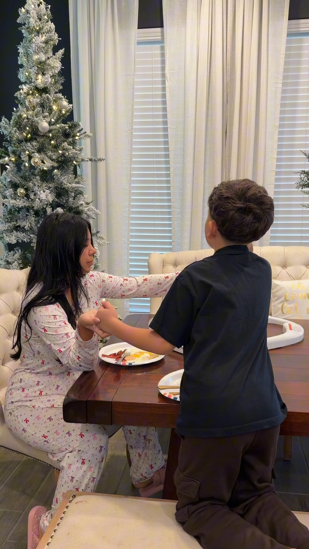 Links from Video!!


#LTKmorningroutine #LTKBaby #LTKmomlife