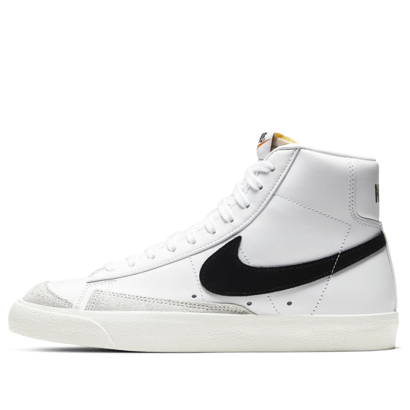 (WMNS) Nike Blazer Mid 77 Vintage 'White Black' CZ1055-100 | KICKS CREW