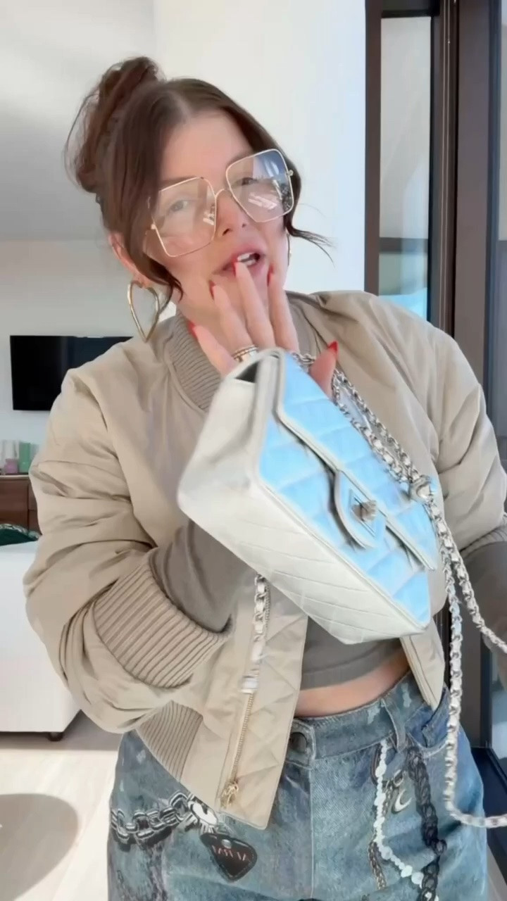 Handbag 
Amazon finds