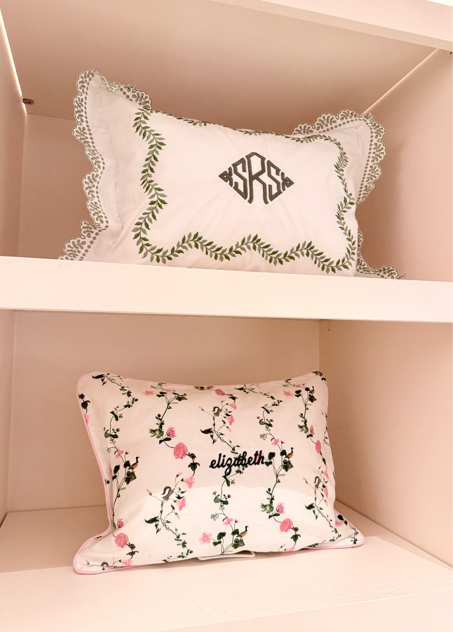 Cutest personalized pillow cases!

Pillow cases
Throw pillow
Decorative pillows
Floral pillows
Hill house home
Eyelet pillow case
Monogram pillow case
Personalized pillow case

#LTKGiftGuide #LTKHome