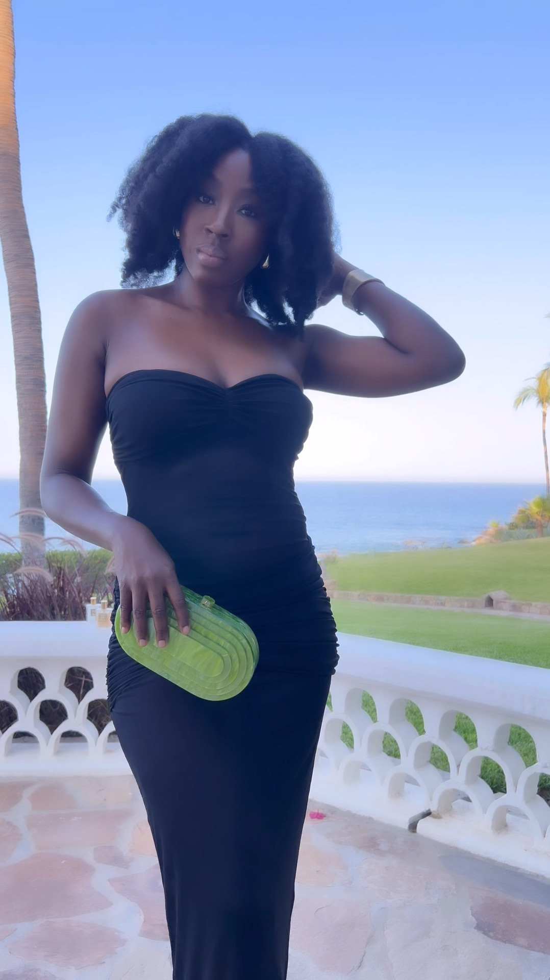 The perfect date night look ✨

#LTKVideo #LTKStyleTip #LTKItBag