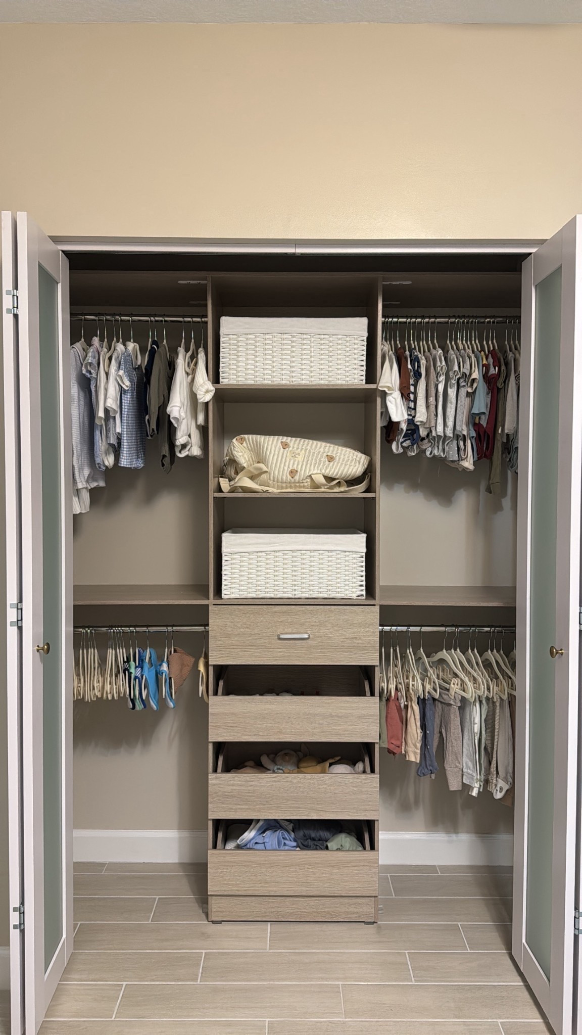 Baby Boy’s Closet System 🤍

#closetsystem #baby #babyclothes #babycloset #babyorganization #nursrydesign #babynursery #babyitems  #homedesign #babyroom #closetdoors #bifolddoors

#LTKHome #LTKBaby #LTKBump