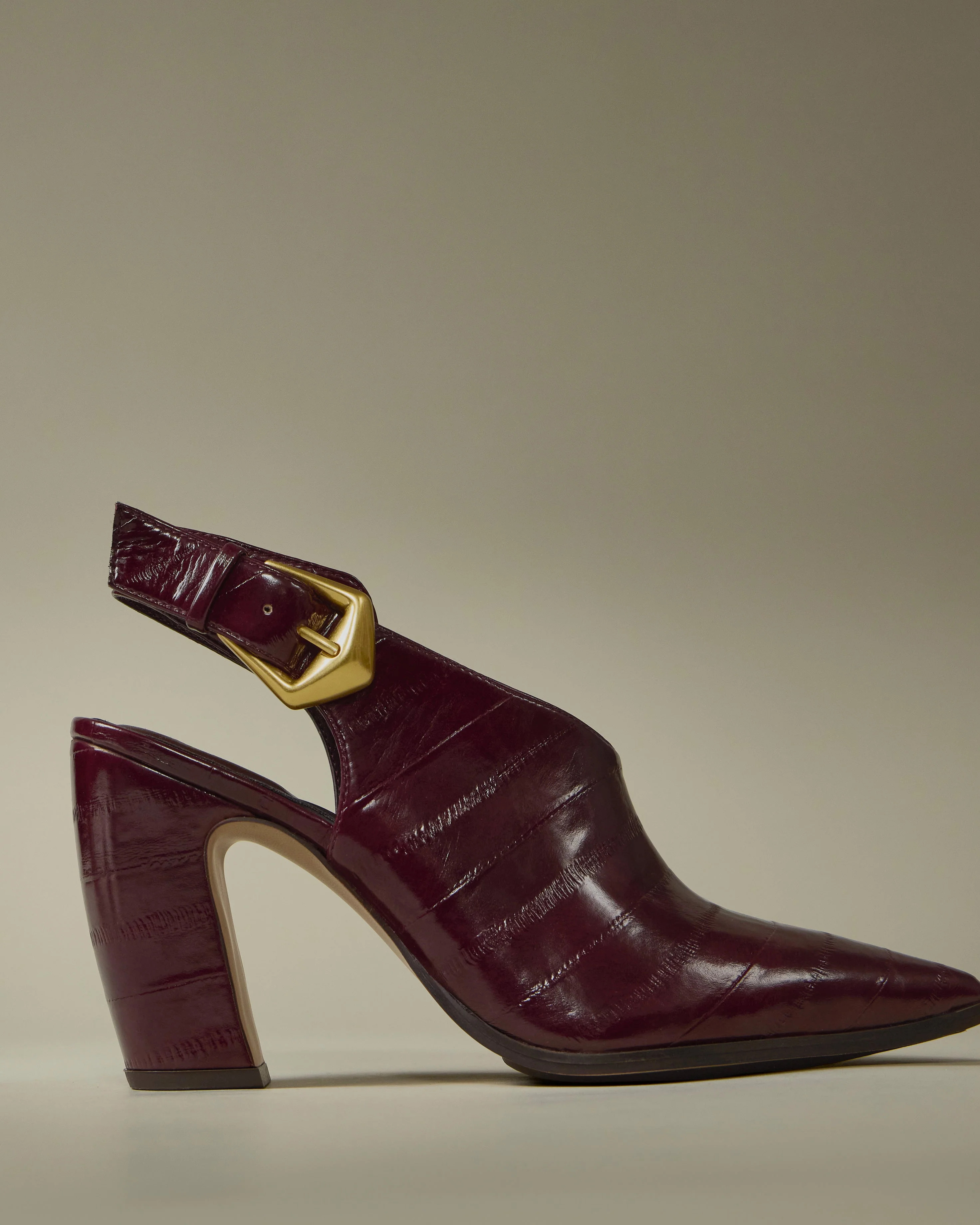 Baylez Buckled Mule | Vince Camuto