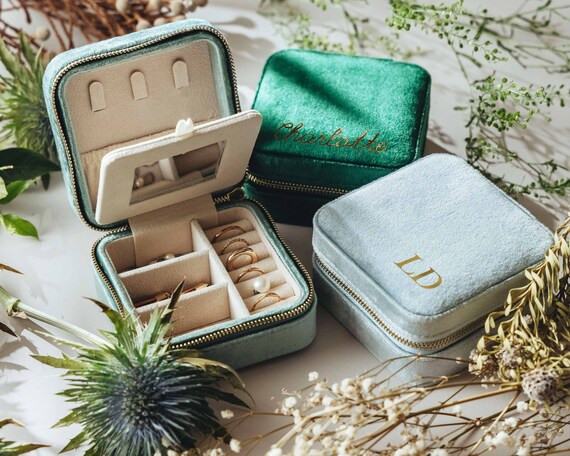 Bride Gift Italian Velvet Jewelry Box  Bridesmaid Gifts  - Etsy | Etsy (US)