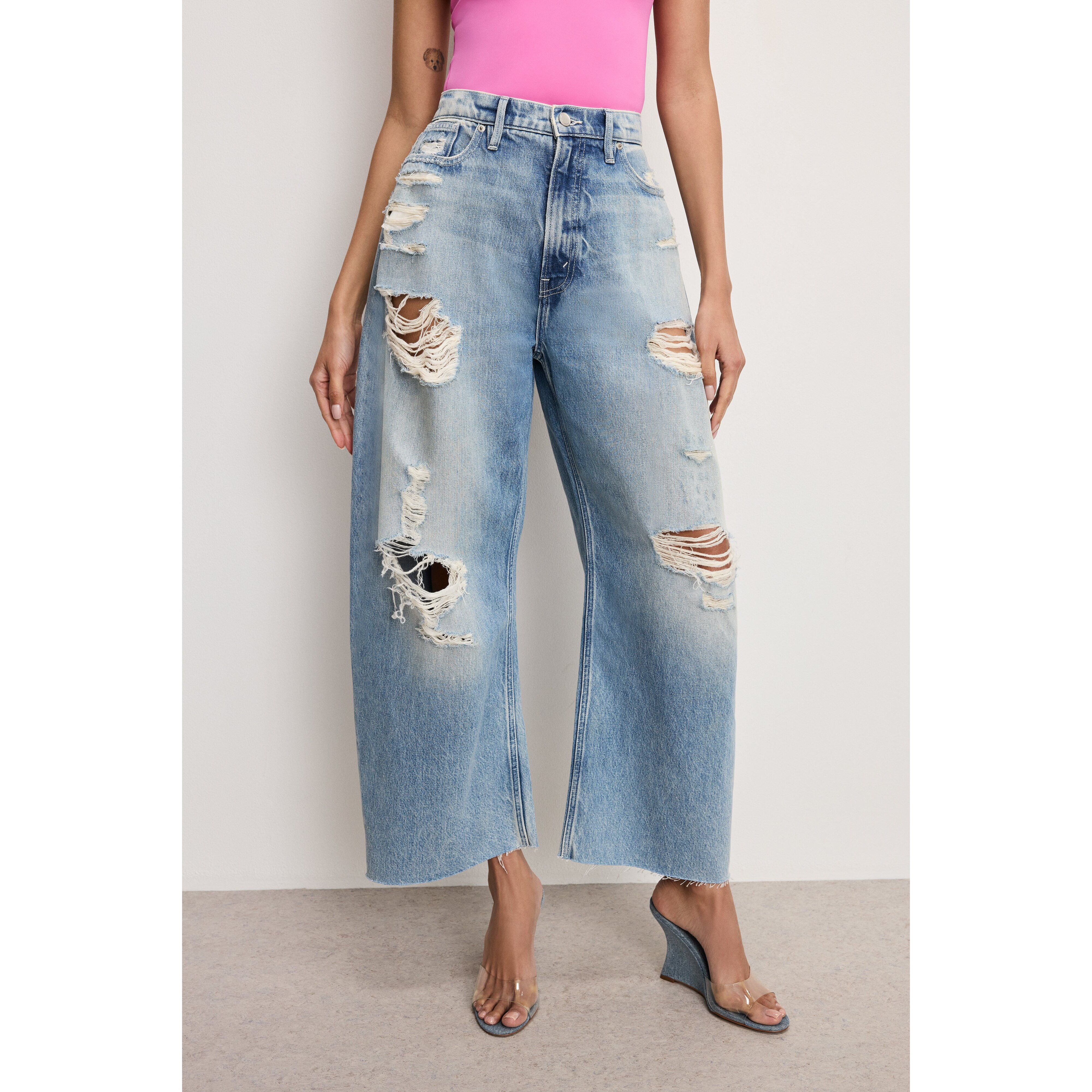 Women's Good Extreme Barrel Jeans | Indigo, 5 Size 10 | Good American by Khlo� Kardashian | Good American