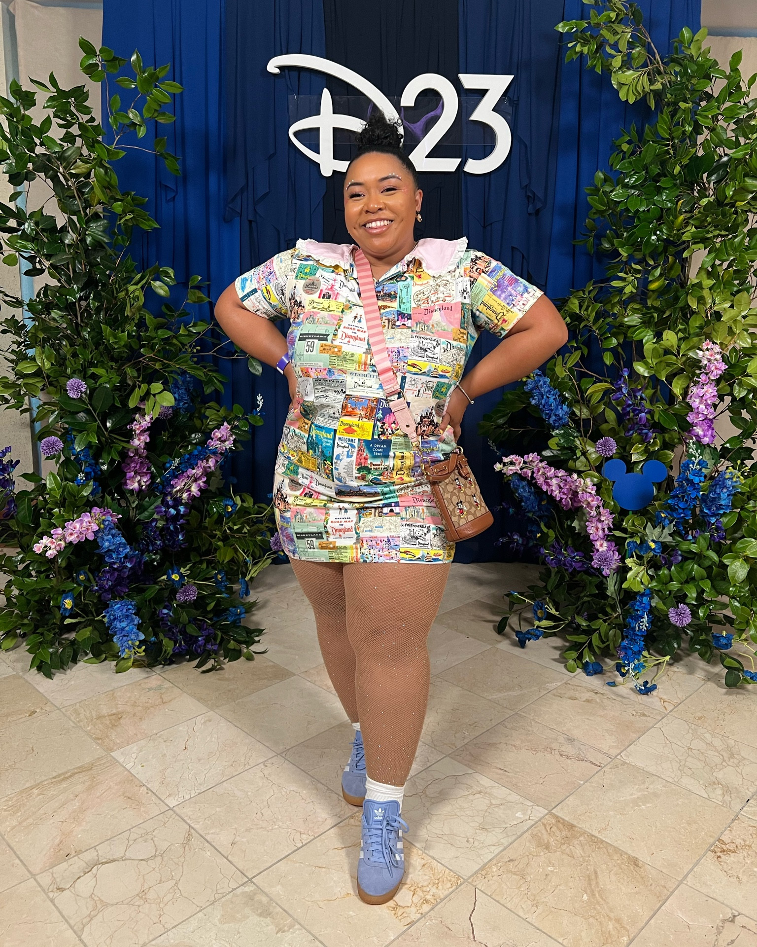 Disneyland outfit, adidas, coach purse 

#LTKMidsize #LTKItBag #LTKPlusSize