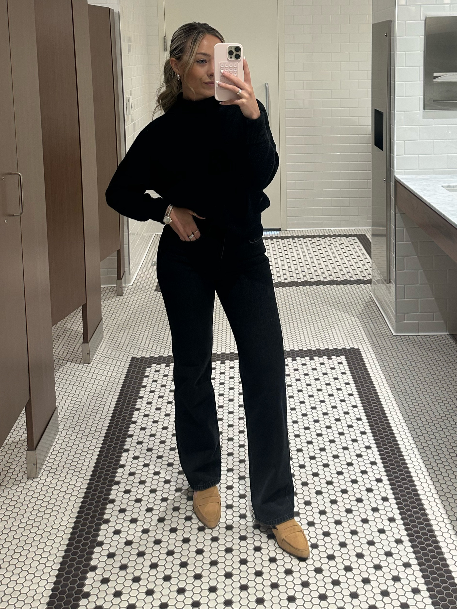 All black ootd! 🖤

#LTKshoecrush #LTKfindsunder100 #LTKworkwear