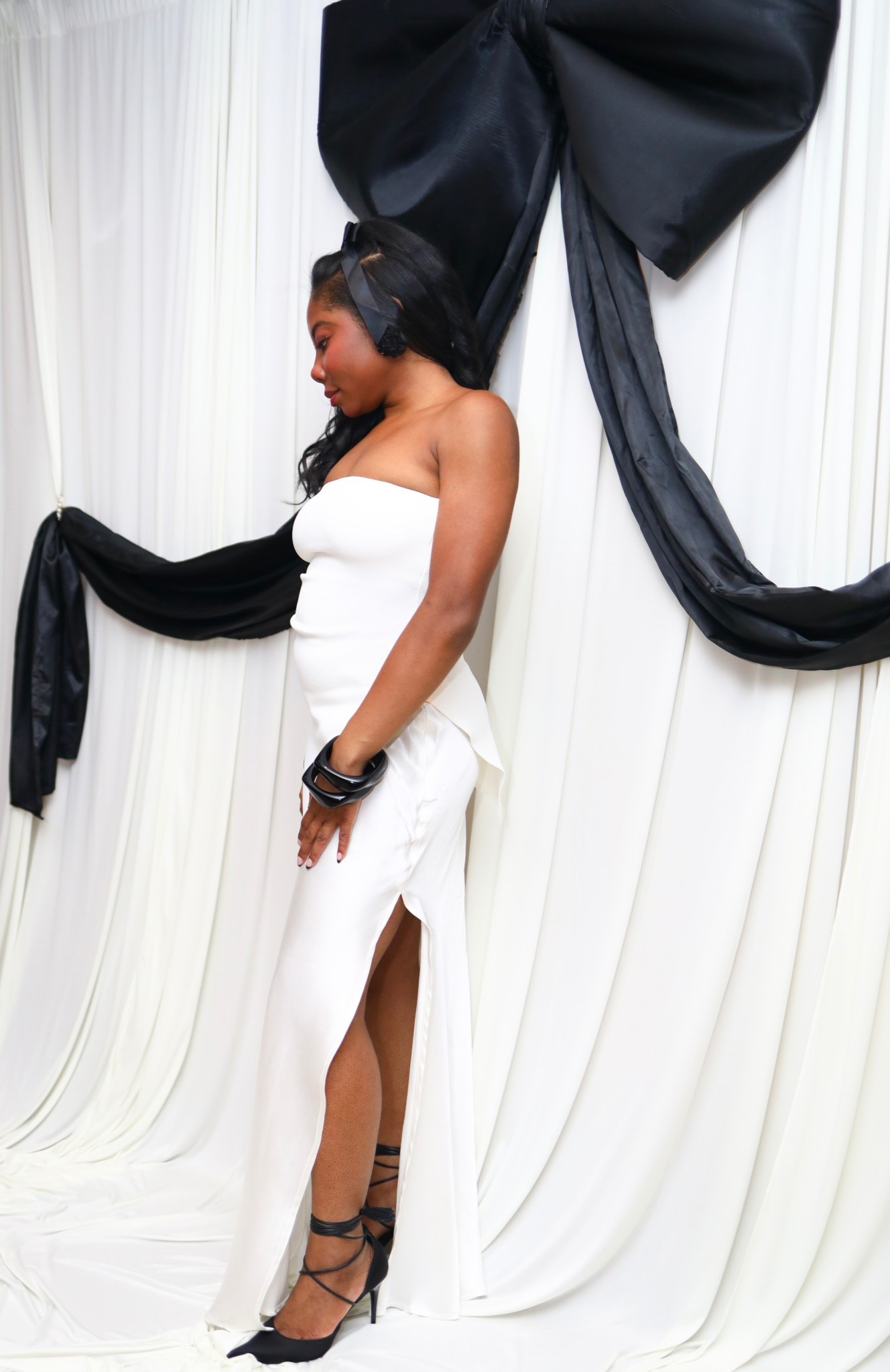 Sealed with a bow 🖤

*please note the skirt was altered to include the slit 

#birthdayinspo 

#LTKPetite #LTKootd