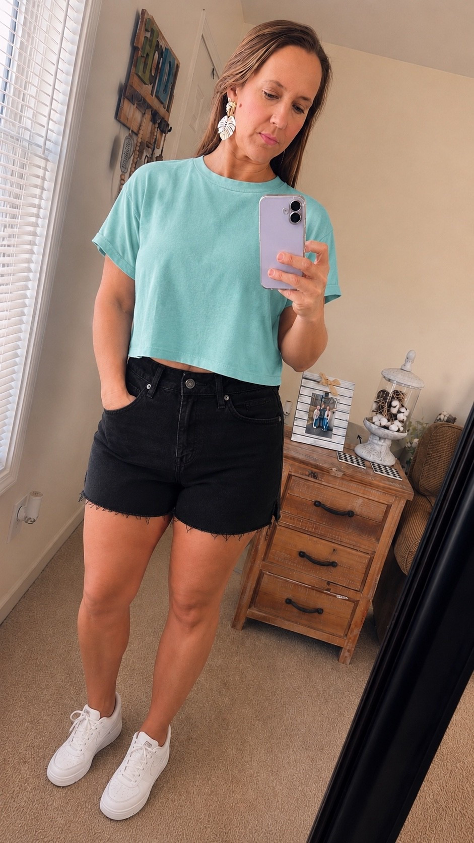 POV: you found the effortless summer outfit that looks cute and feels comfy 💙✨

This mint crop + black denim combo is giving easy everyday style with zero effort 😍 Perfect for coffee runs, errands, weekend plans, or just feeling put together on busy days.

Would you wear this look? 👀
Tap the link before this outfit sells out fast 🛍️✨

#LTKSaleAlert #LTKmomlife #LTKootd