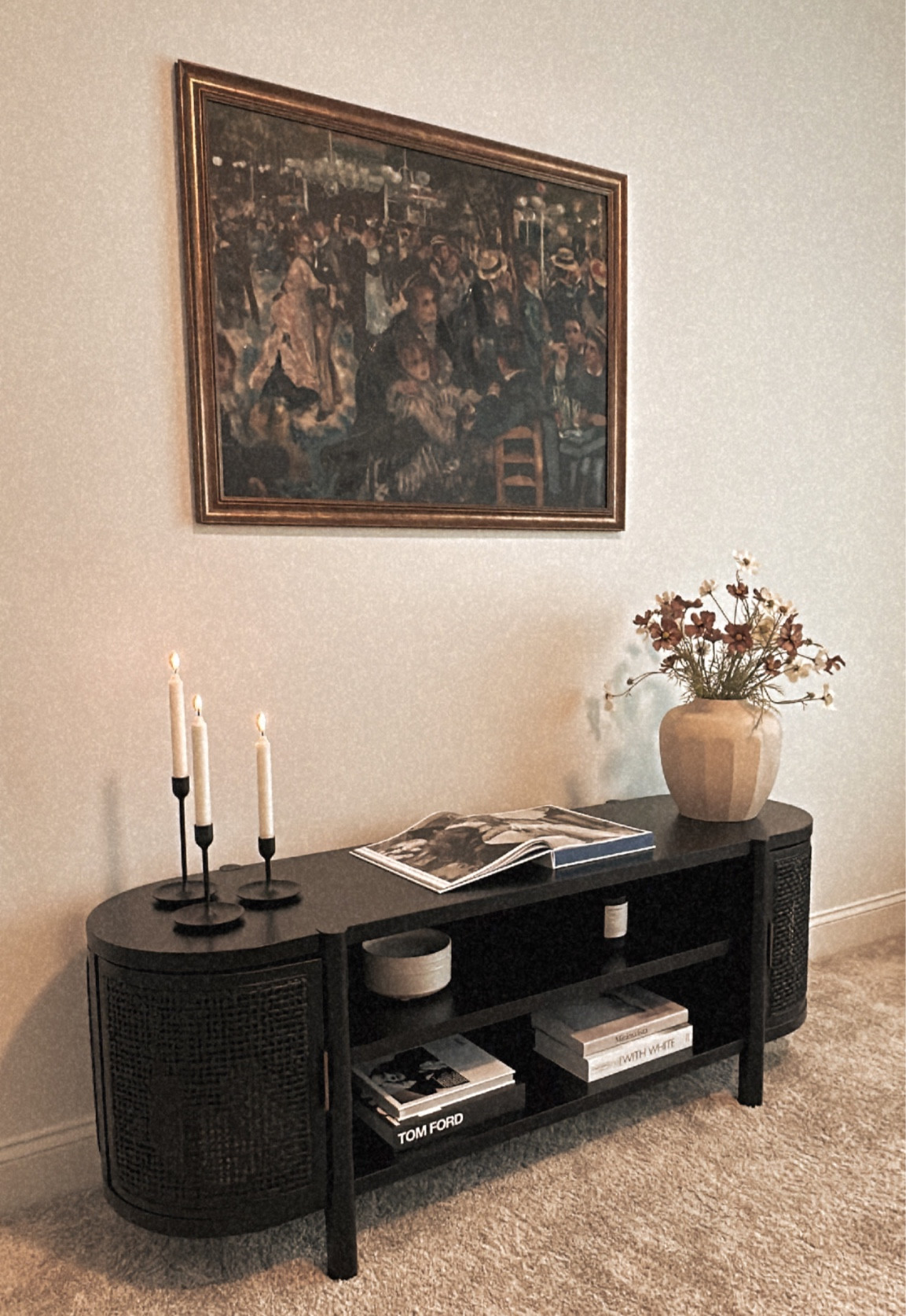 Guestroom console table and art

#LTKhome #LTKstyletip #LTKFind