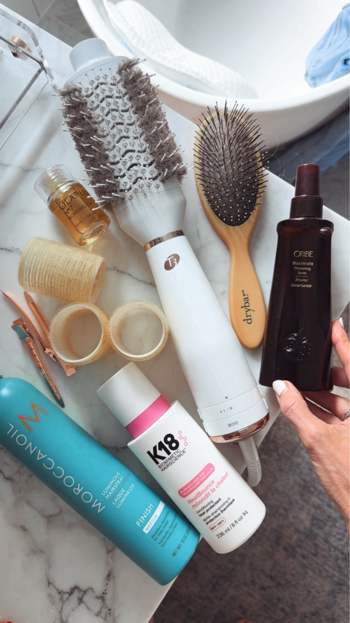 My go-to hair routine 

#LTKSeasonal #LTKOver40 #LTKBeauty