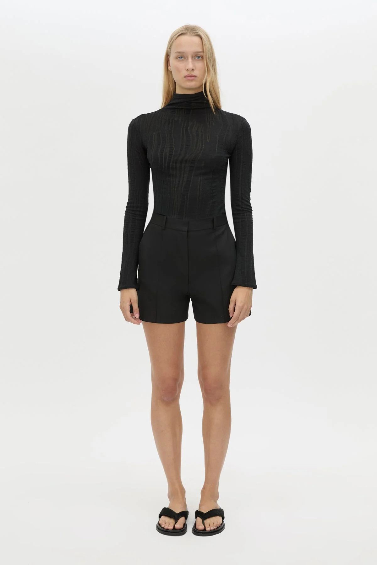 Floret Tailored Short in Black - CAMILLA AND MARC® C&M | CAMILLA AND MARC (US, UK, EU)