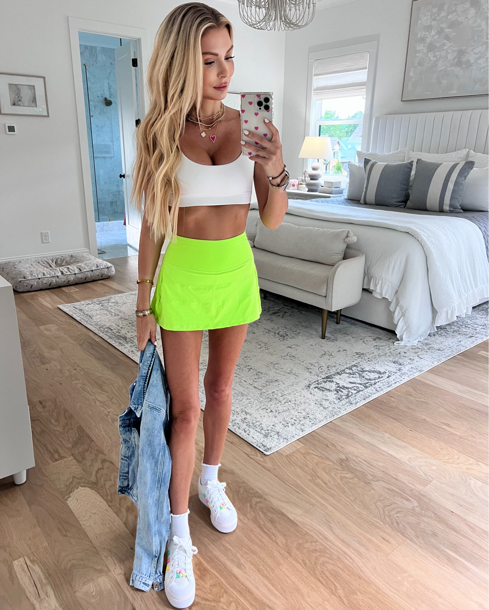 Amazon workout outfit 
Wearing size 2 in skirt 
Size XS in sports bra 

#LTKFindsUnder100 #LTKActive #LTKFindsUnder50