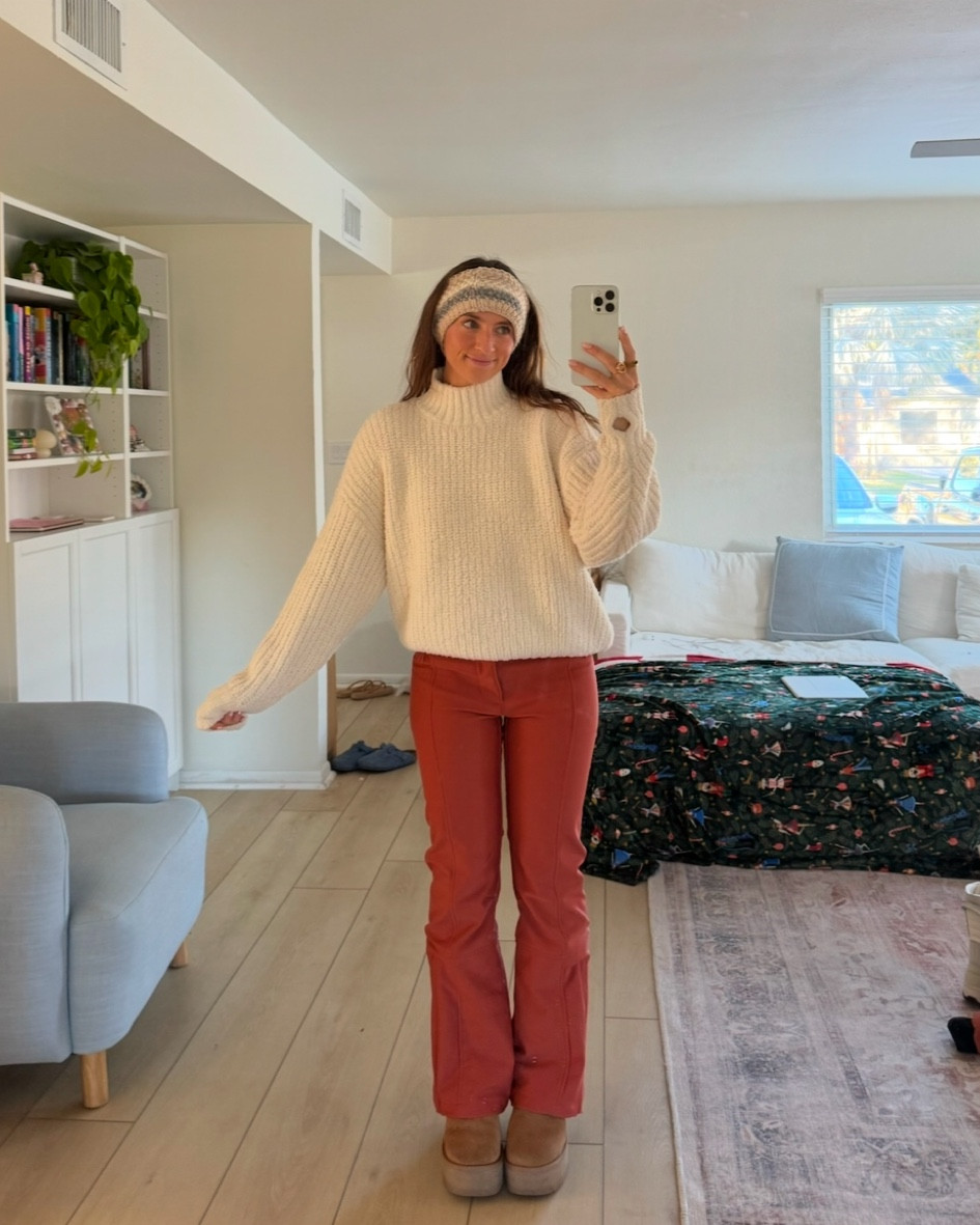 little post-ski outfit inspo for our upcoming trip:) 

sweater, snow pants, platform ugg boots, winter outfit 

#LTKStyleTip #LTKTravel #LTKSeasonal