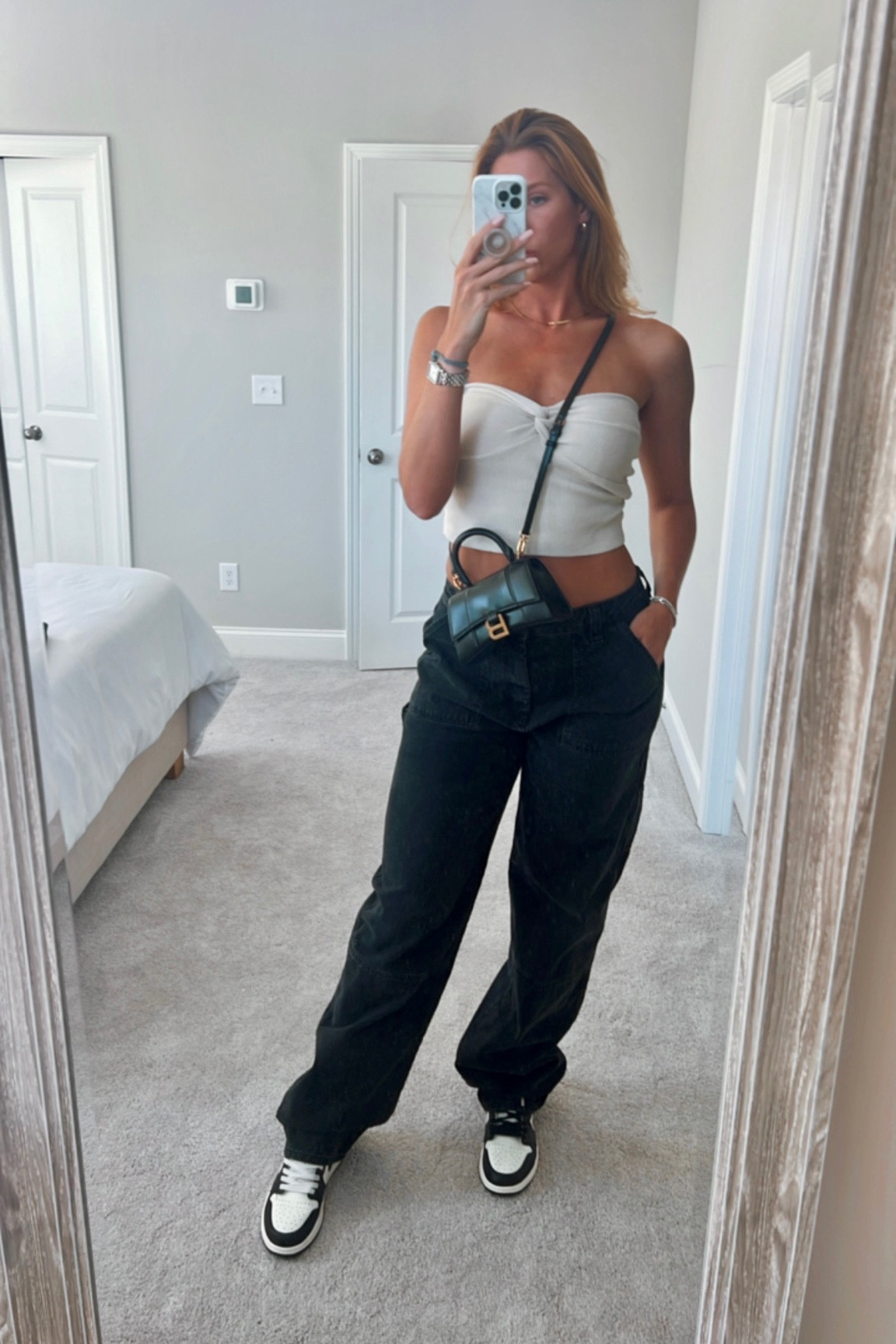 Outfit details

Pants: Asos tall grey baggy cargo jeans 
Top: shein sweater tube top
Shoes: Nike



#LTKGiftGuide #LTKSeasonal #LTKunder50