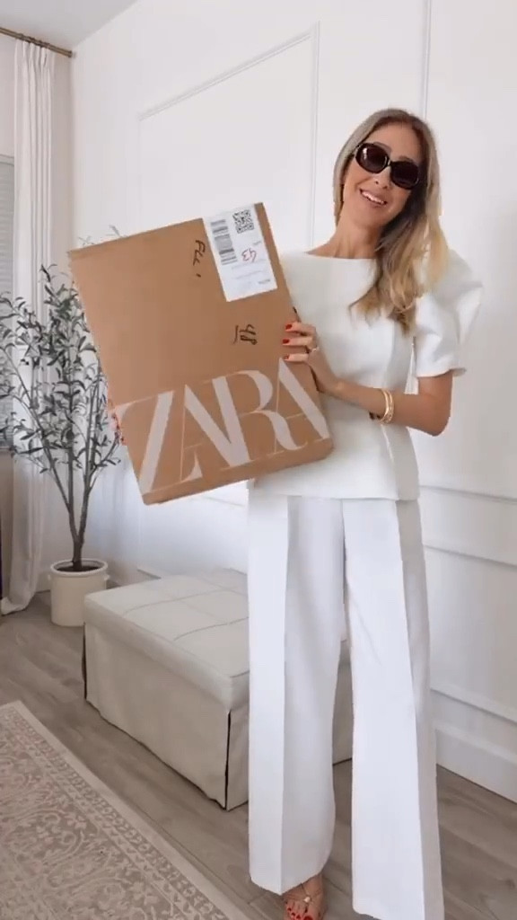 My latest Zara purchases 
All run tts, wearing a size small 
Elegant and chic pieces that I will be wearing during Spring & summer 




#LTKOver40 #LTKootd #LTKSeasonal