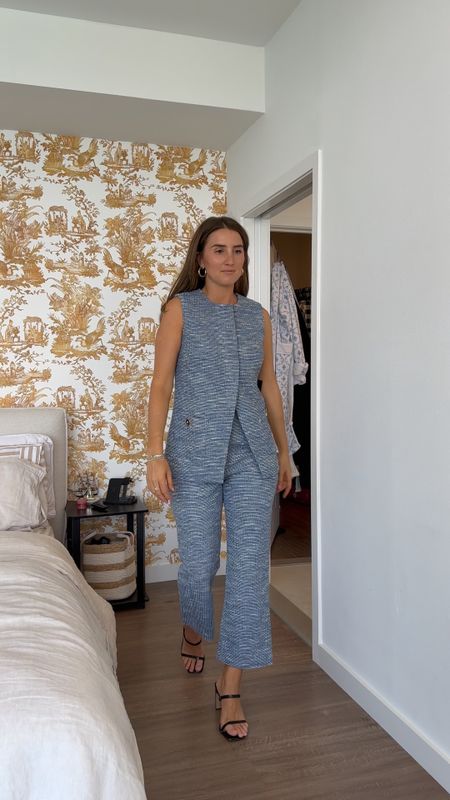 Matching tweed set from Tuckernuck! I am 5’7 and wearing a size small top and medium bottom. I suggest sizing up!

Love this for a work outfit! I personally would wear this as a mix and match outfit!

#LTKVideo #LTKWorkwear #LTKTravel