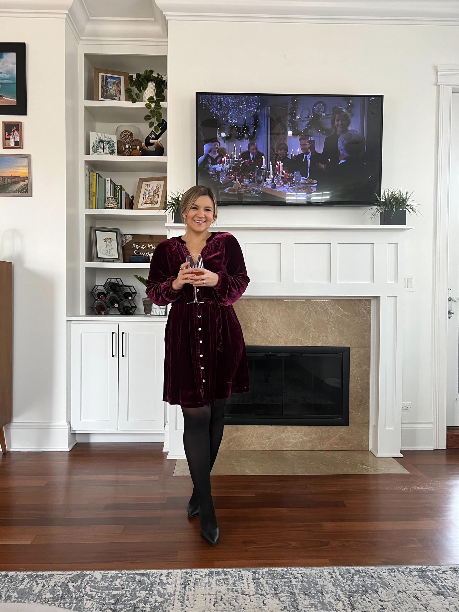 Outfit inspired by Sleepless in Seattle! This velvet dress runs big, I’m in an XS and it’s still roomy.

#LTKsalealert