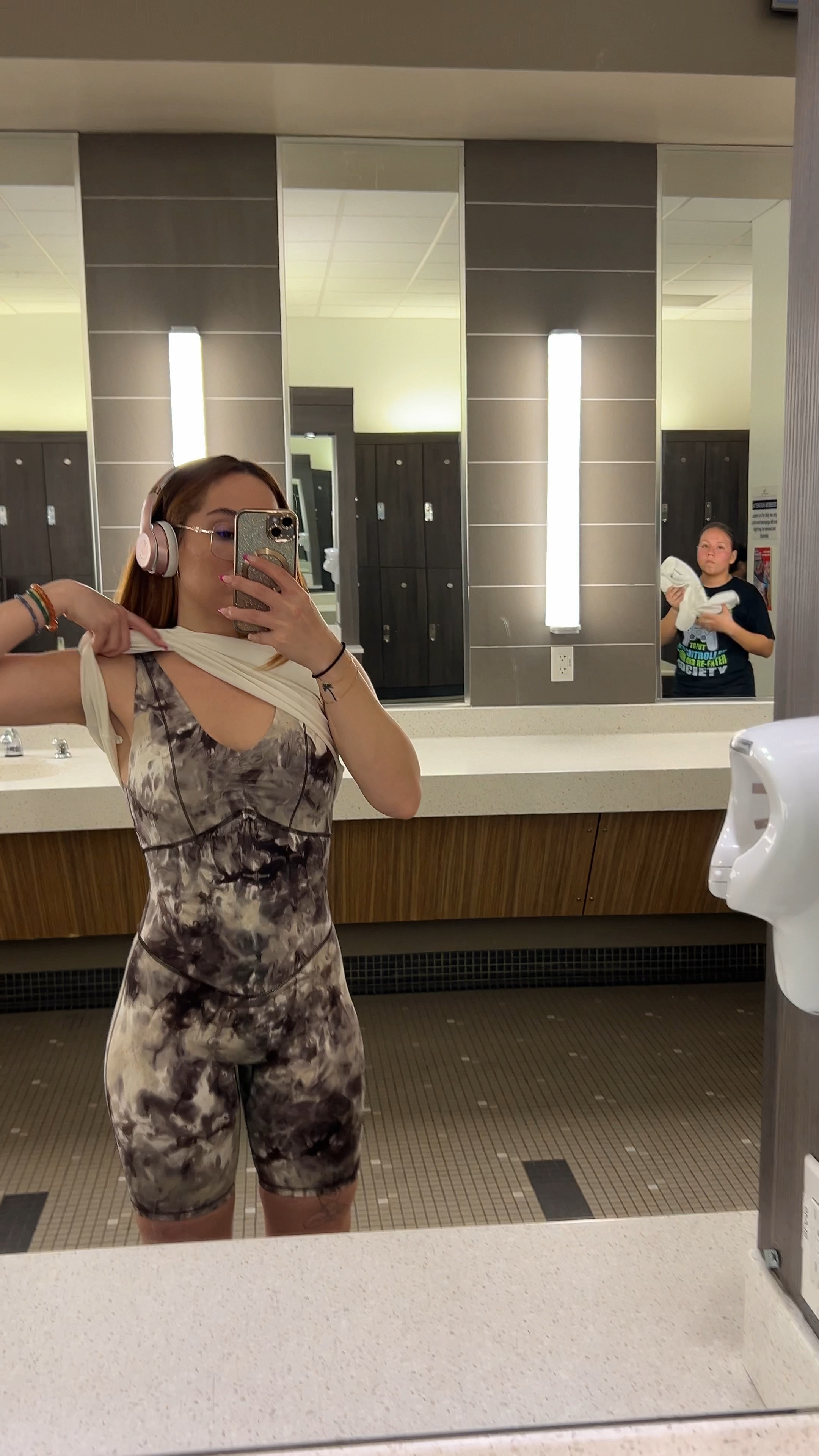 Wearing size XS A

#LTKStyleTip #LTKFindsUnder50 #LTKActive