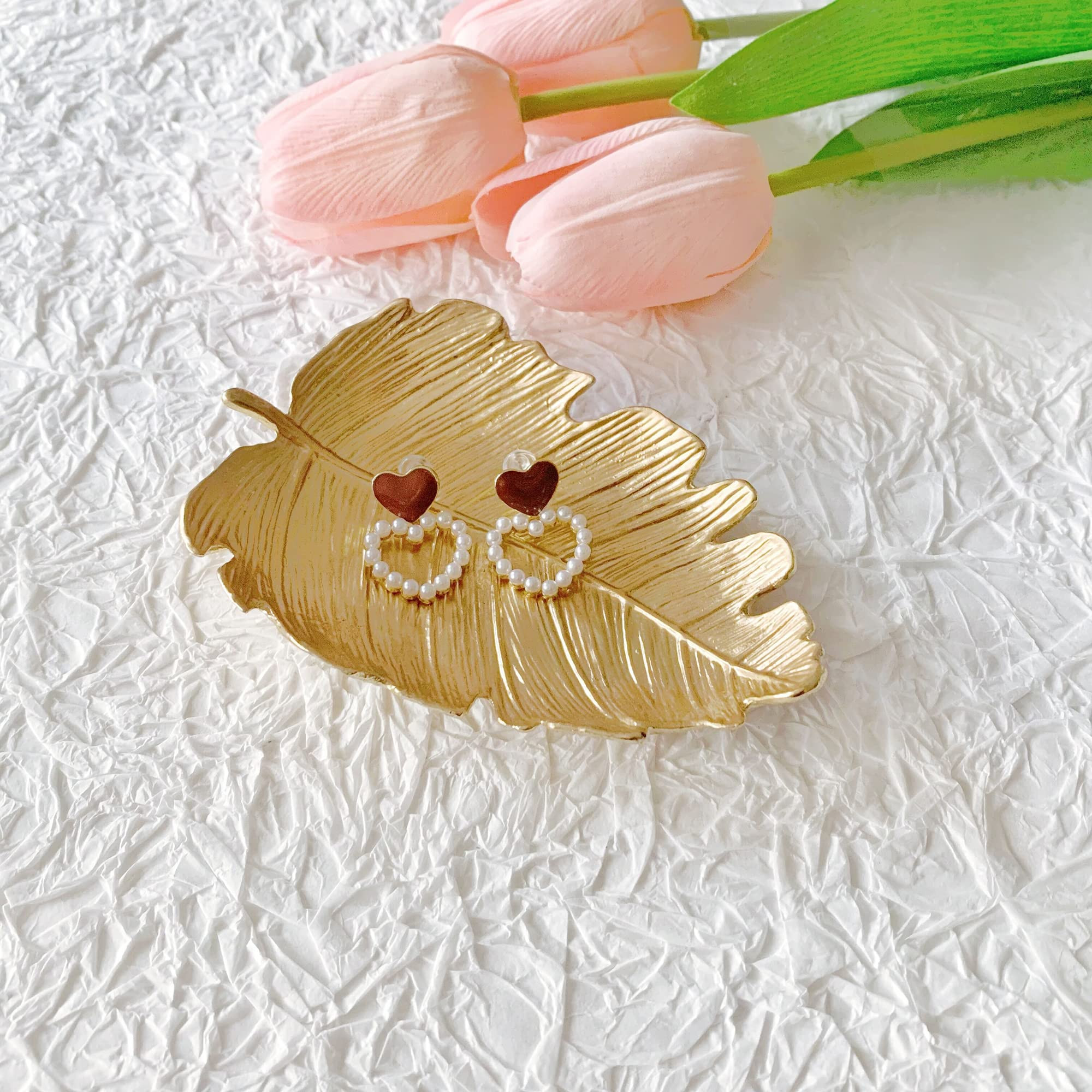 Small Leaf Shaped Trinket Dish, Decorative Gold Jewelry Dish Tray, Ring Hodler Dish Jewelry Organ... | Amazon (US)