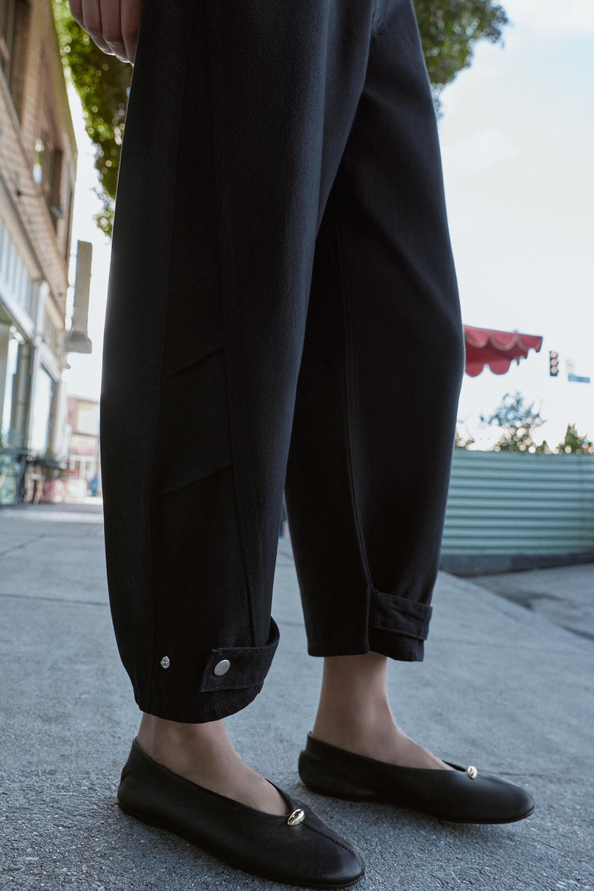 Z1975 MID-RISE BALLOON FIT JEANS | Zara Canada