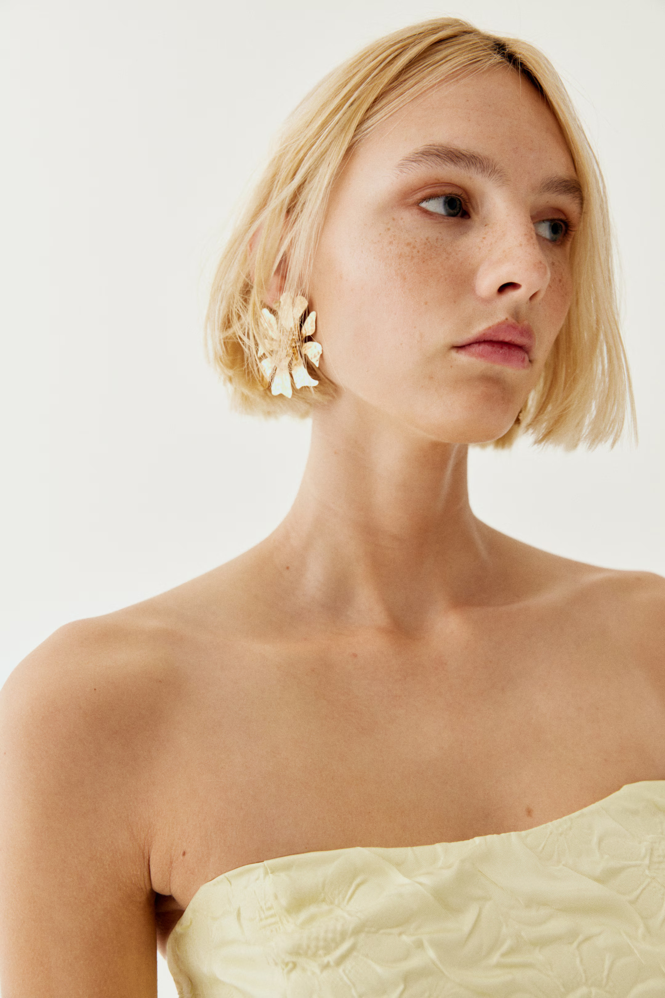 Embossed mini dress | H&M (UK, MY, IN, SG, PH, TW, HK)