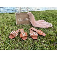 Beach Bride Custom Rhinestone Slippers, Bridal Gift, Slippers. Pearls Straw Gift For Honeymoon | Etsy (US)