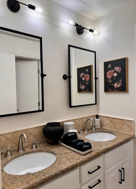 Bathroom decor

#LTKstyletip #LTKhome #LTKfindsunder50