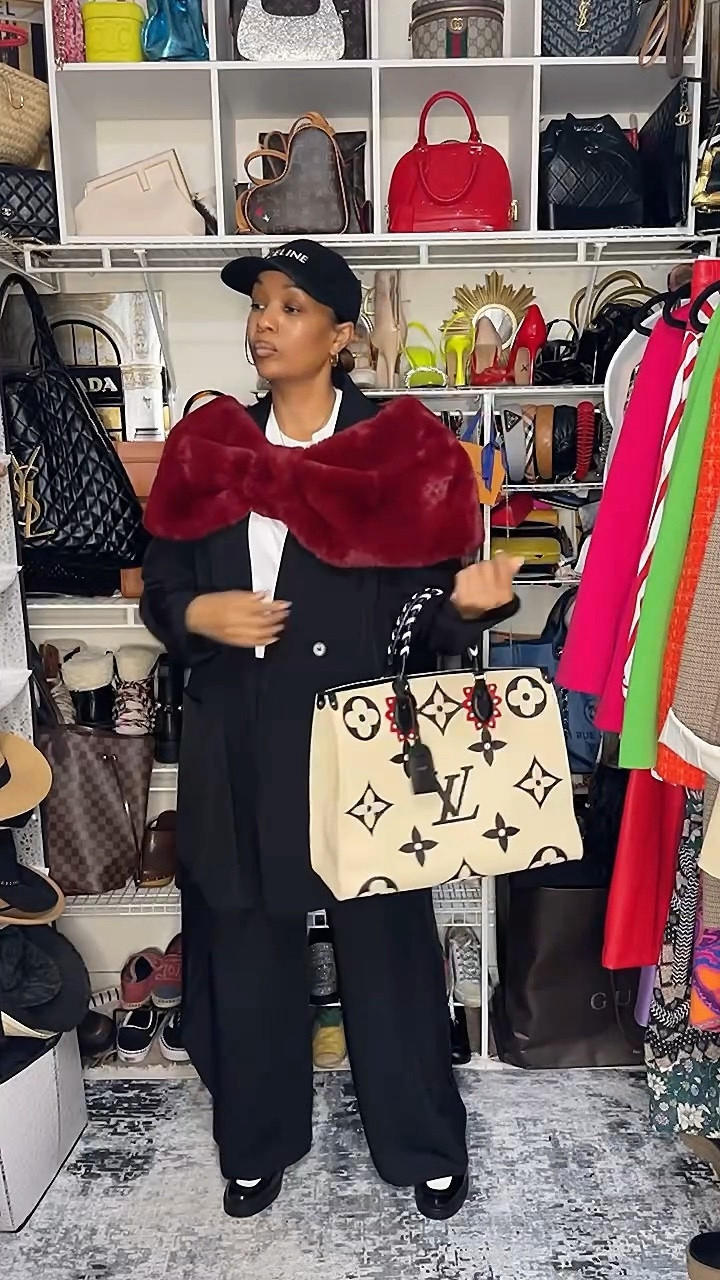 A business casual look but giving it a touch of glam✨

#LTKstyletip #LTKGiftGuide #LTKVideo