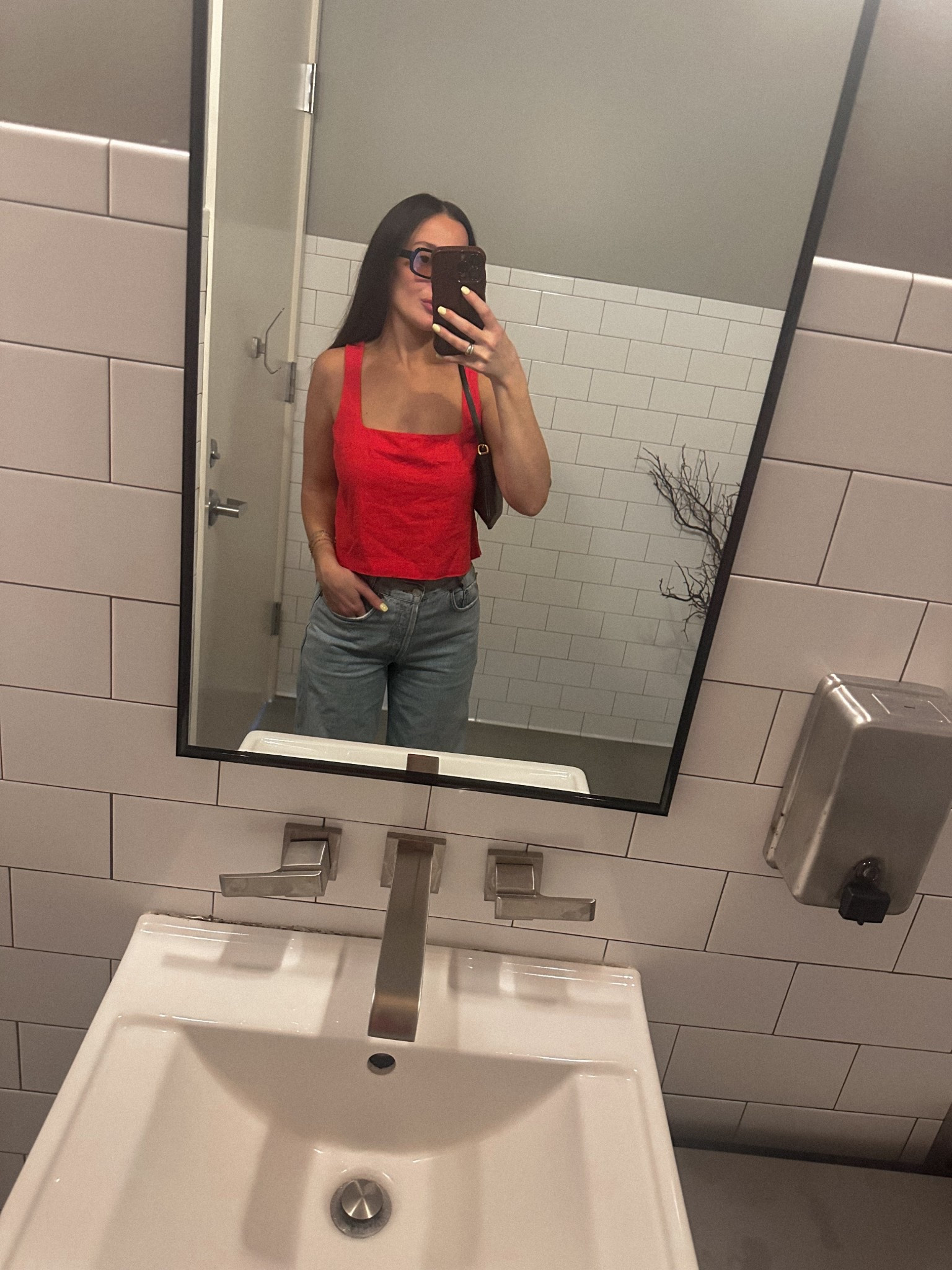 bathroom selfies 🍓

#LTKFindsUnder50 #LTKSeasonal #LTKStyleTip