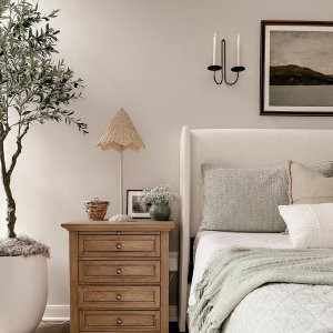 Hudson Nightstand (26") | Pottery Barn (US)