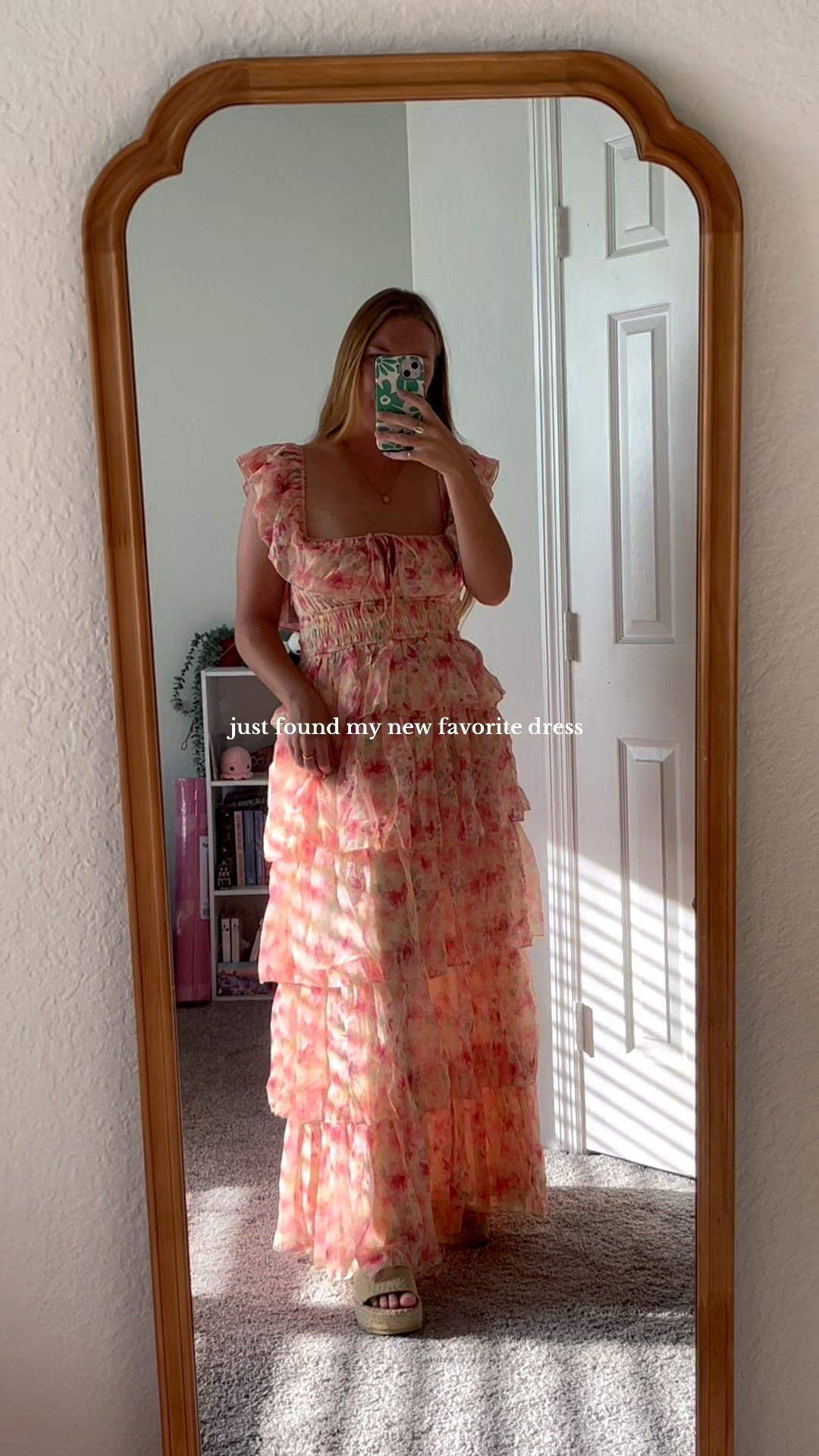 a new favorite!! 
size small (stretchy waist can size down)
#weddingguest #maxidress #floraldress 