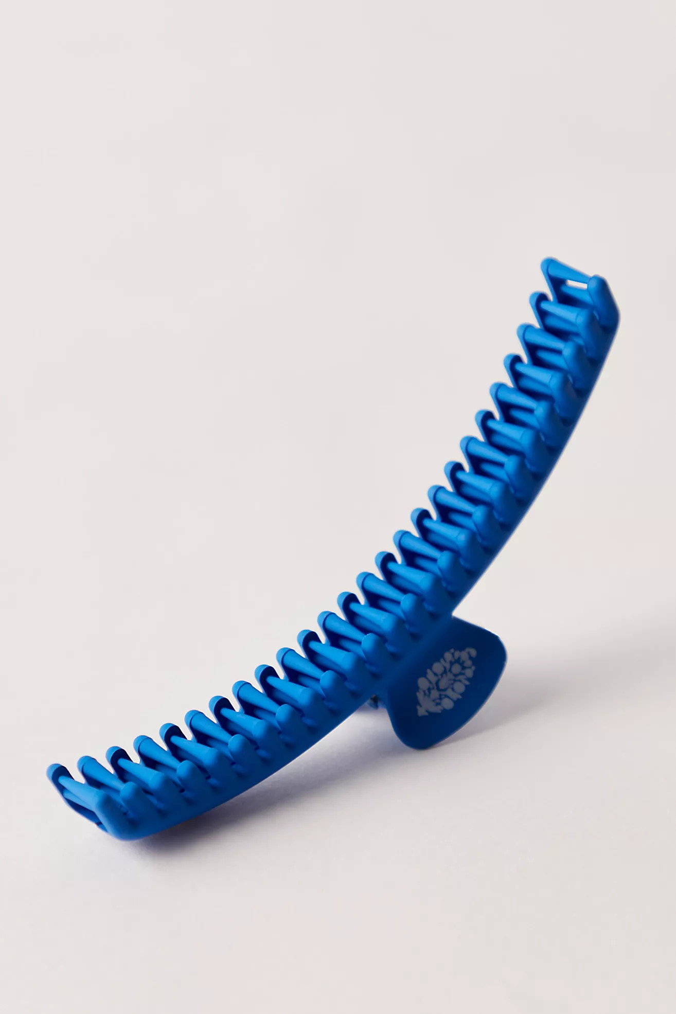 FP X Kaxi Claw | Free People (Global - UK&FR Excluded)