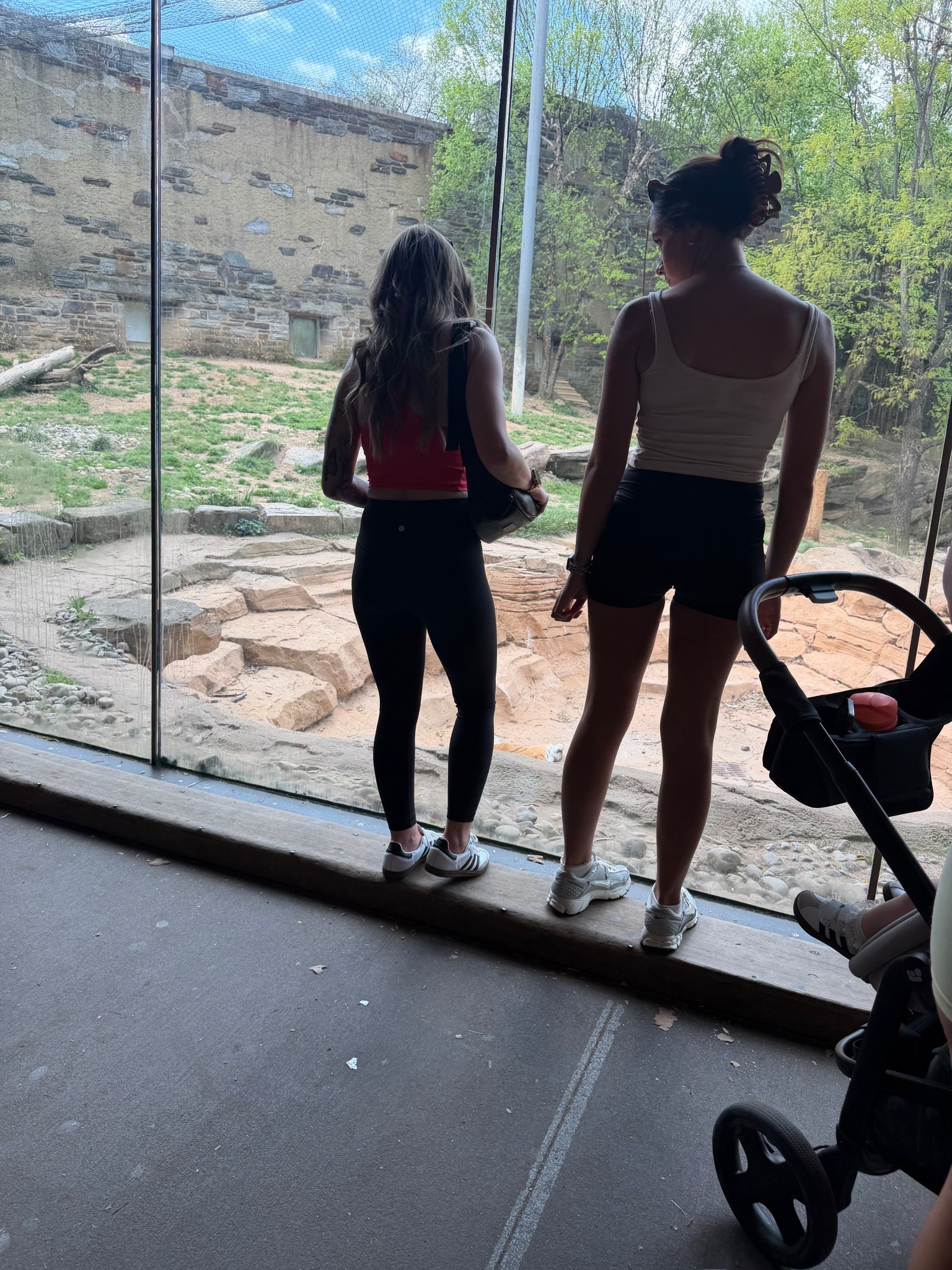 Cutest mom fits for days outdoors with the kiddos or simply jogging, running errands or working out! 🏋️‍♀️ 

#LTKMothersDay #LTKootd #LTKfitnessgoals