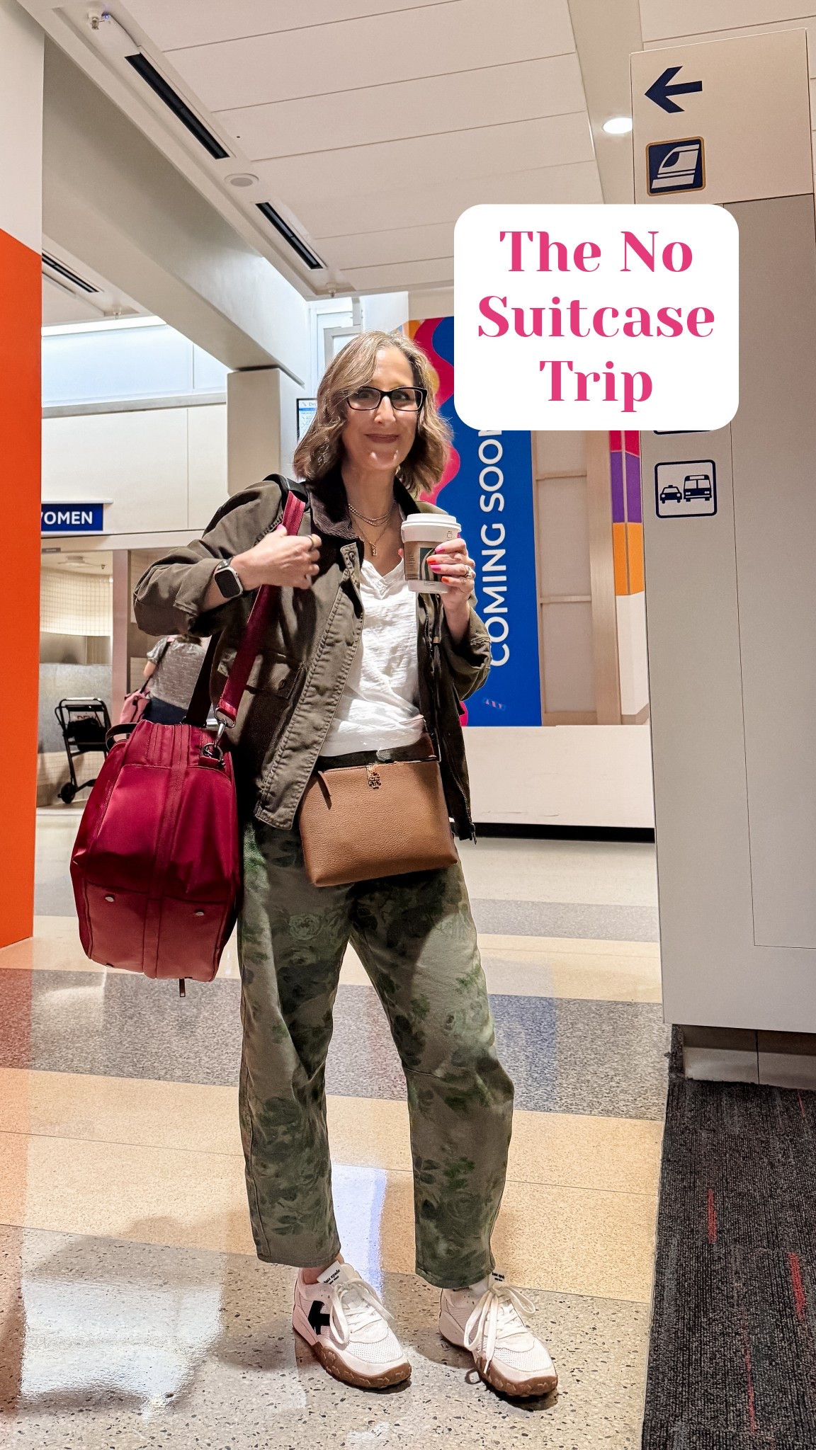 1 bag - 1 crossbody + floral barrel pants. 👖 

#LTKPetite #LTKTravel