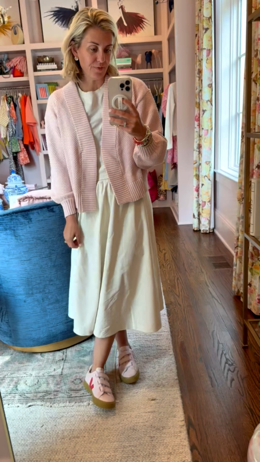 New cardigan style from Quince is so good y’all! Paired it with my favorite every day skirt from Lulu. 
Cardigan & Tee - xs
Skirt - xxs (size down)
Sneaker - 8 tts 

*Use my code Catherine20 on A+B
*Use my code Mixandmatchmadness on Loopy



#LTKootd #LTKdayinmylife #LTKmomlife