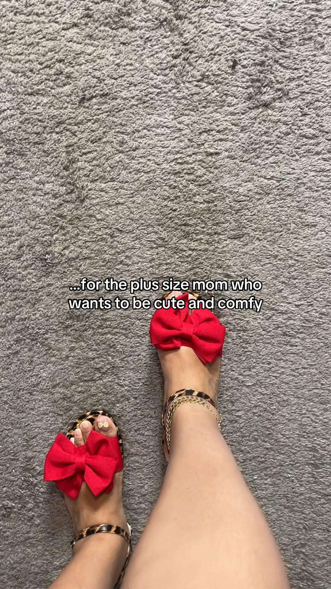 vacation outfits beach | These flat sandals are the kind that instantly make every outfit look cuter 😍👏🏽 Lightweight, comfy, affordable, and EASY to pair with dresses, shorts, jumpsuits, and everyday summer outfits without hurting your feet by the end of the day ☀️💕 Definitely one of those “grab in every color” type shoes 😭 #flatsandals #plussizemom #cutesandals #summershoes

#LTKPlusSize #LTKSeasonal #LTKmomlife