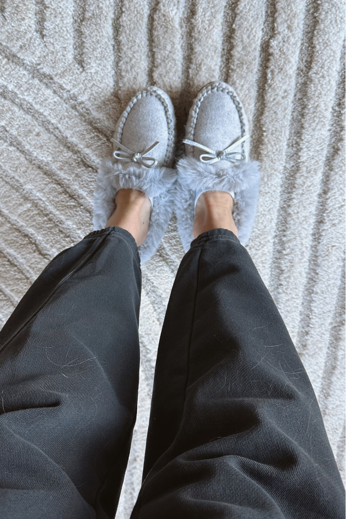 jcrew 
Slippers 
Loungewear 
Pajamas 
Sweatsuit 


#LTKsalealert #LTKfindsunder50 #LTKshoecrush