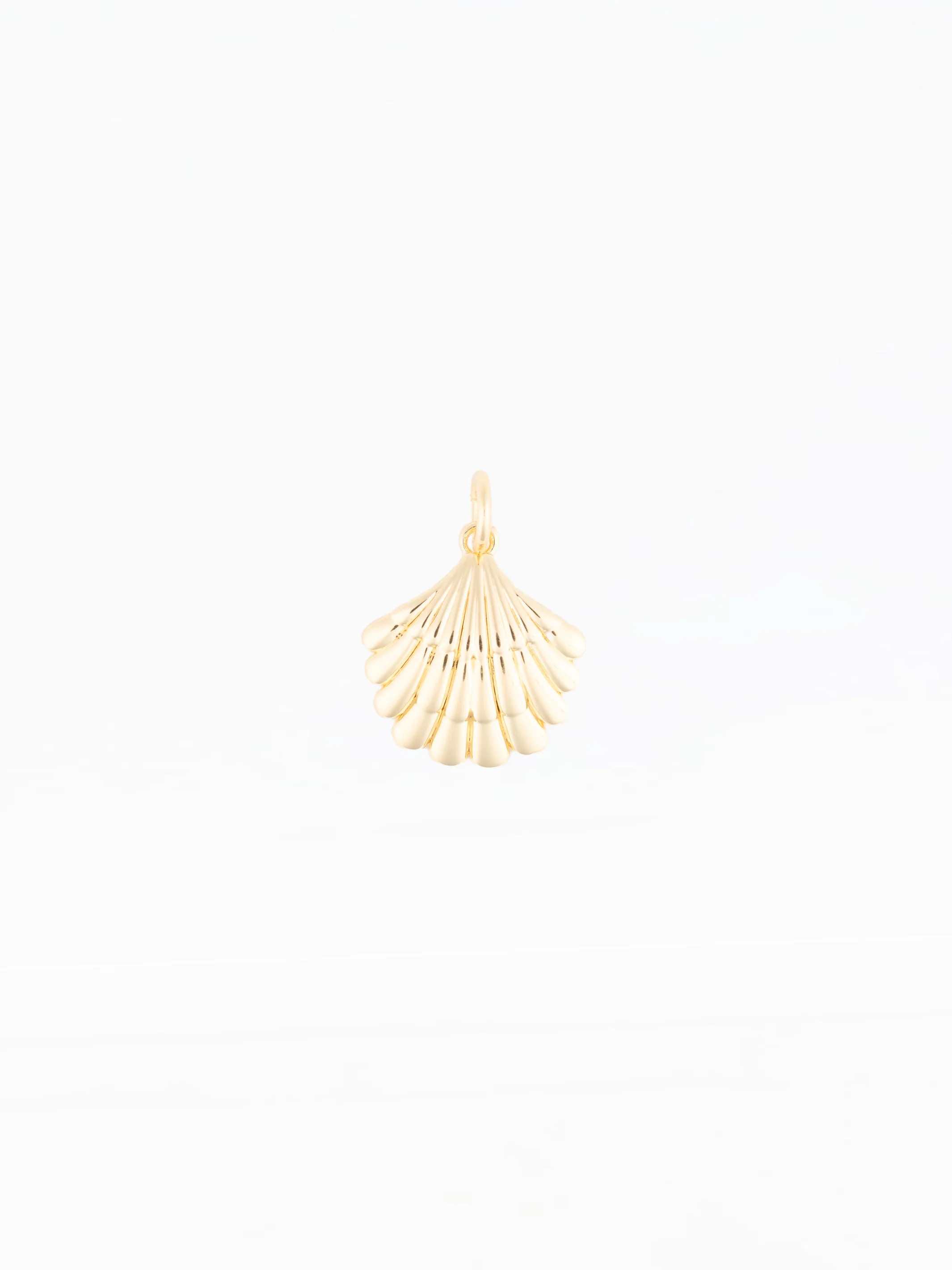 Thea Charm | Shell | Michelle McDowell