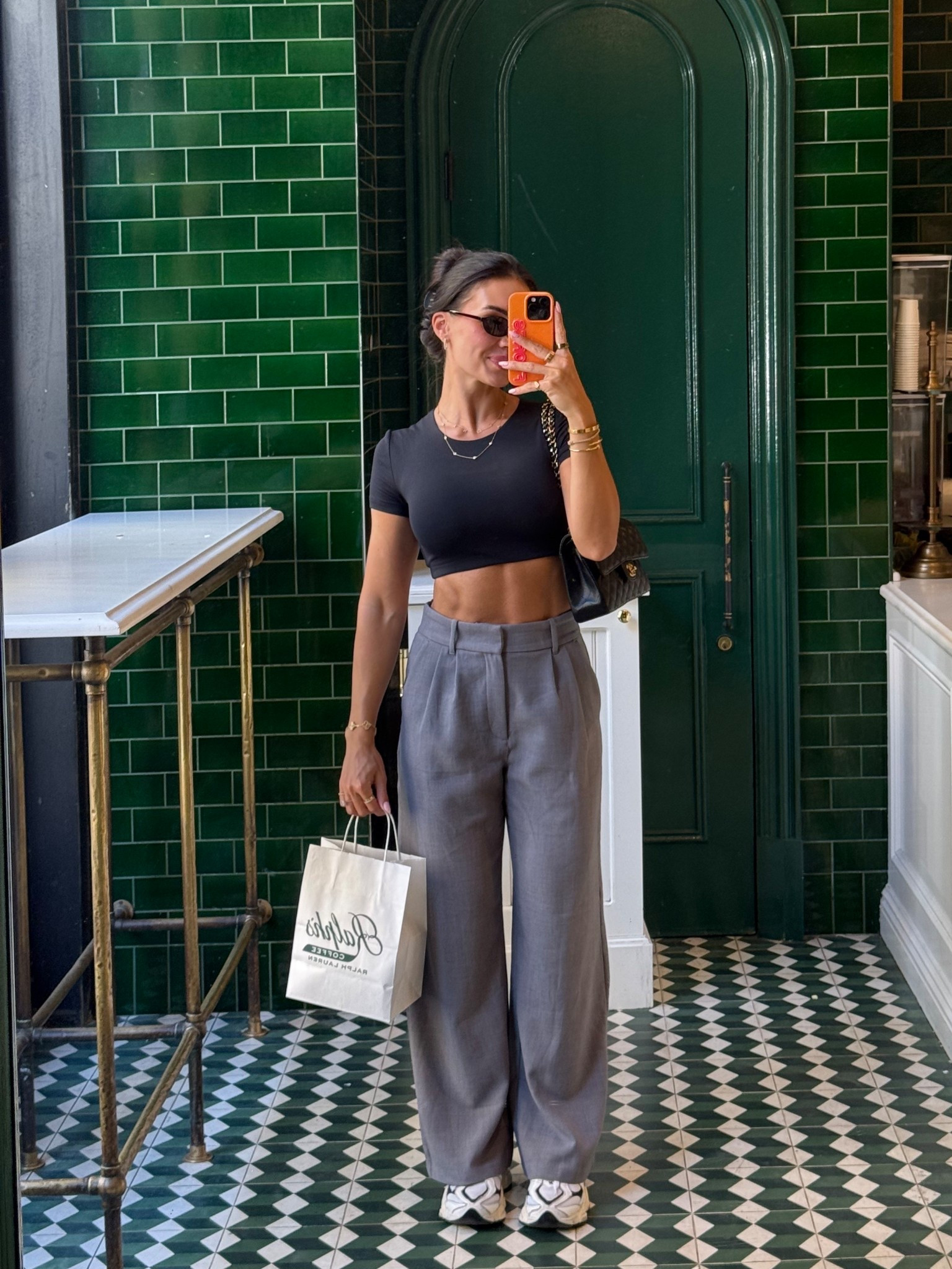 NY outfit 🗽🖤 size small top and pants