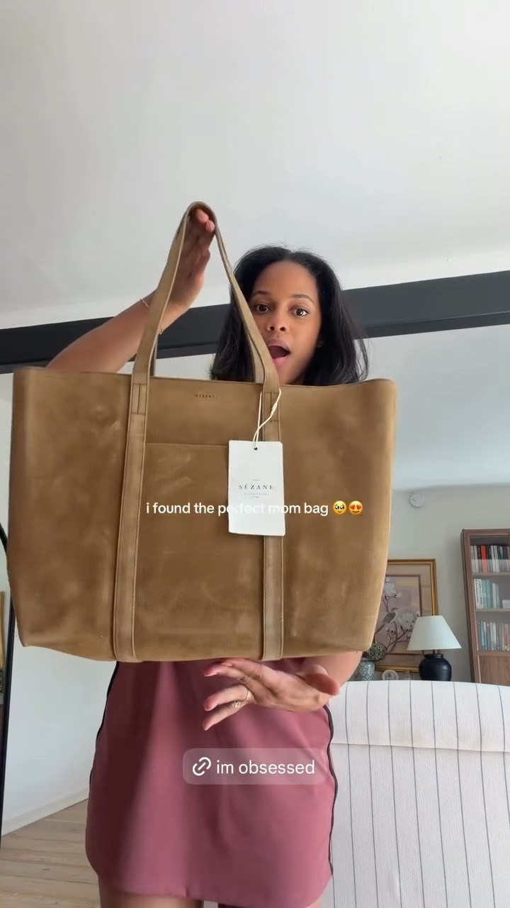 The perfect bag doesn’t exi…..oh wait yes it does! @SEZANE dropped the cutest staple piece that goes with everything and holds everything. I’m in love 😍 


Shoulder Bag, Leather, Day Wear, Night Wear, Staple Piece, Mom Mode

#LTKmomlife #LTKdayinmylife #LTKSeasonal