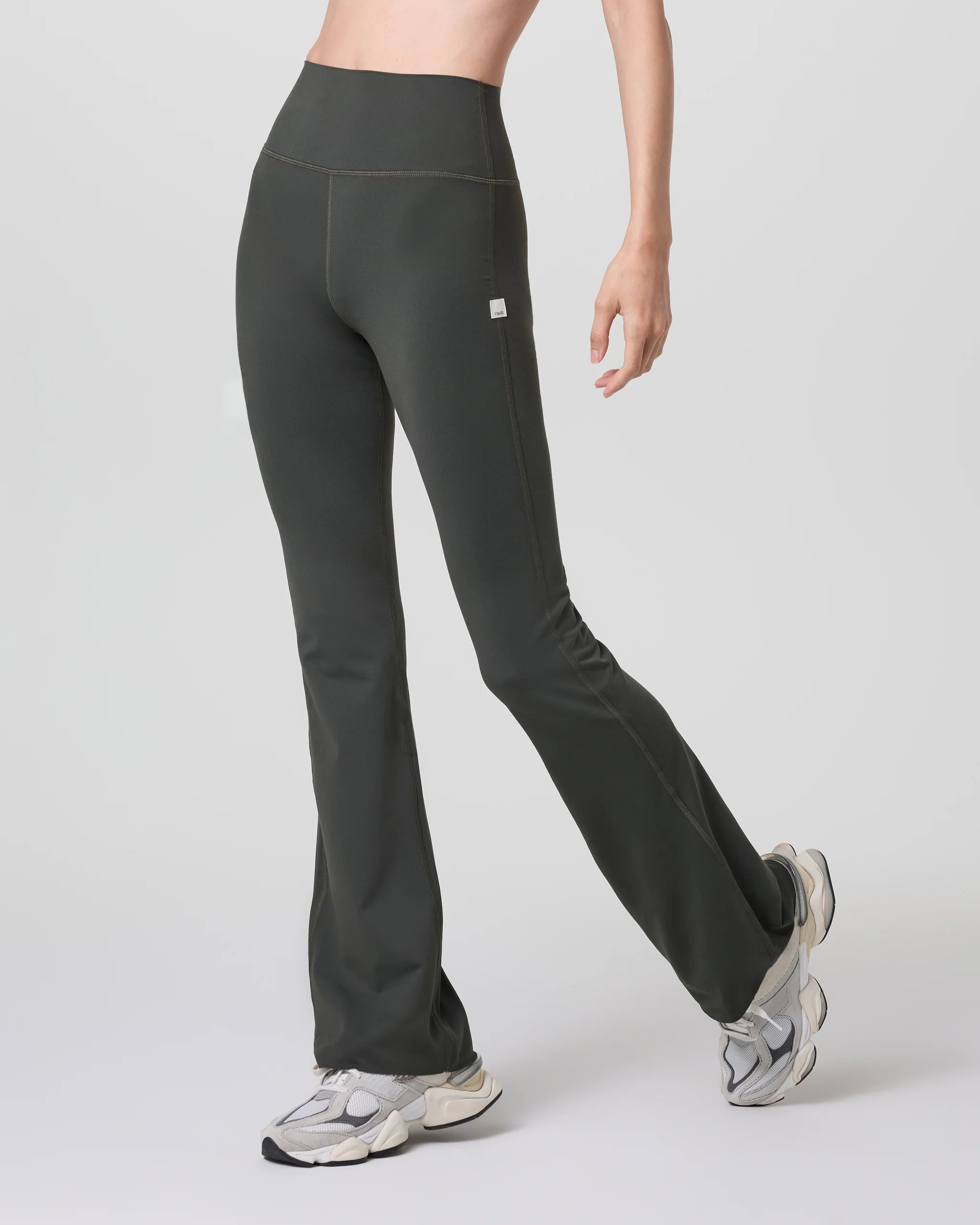 Halo Slim Flare Pant | Vuori Clothing (US & Canada)