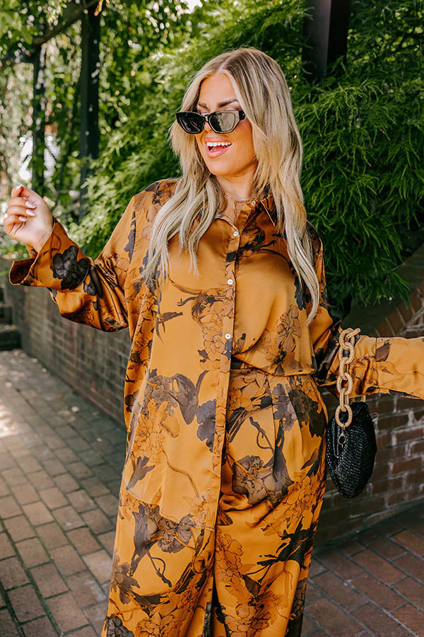 Look My Way Satin Top Curves | Impressions Online Boutique